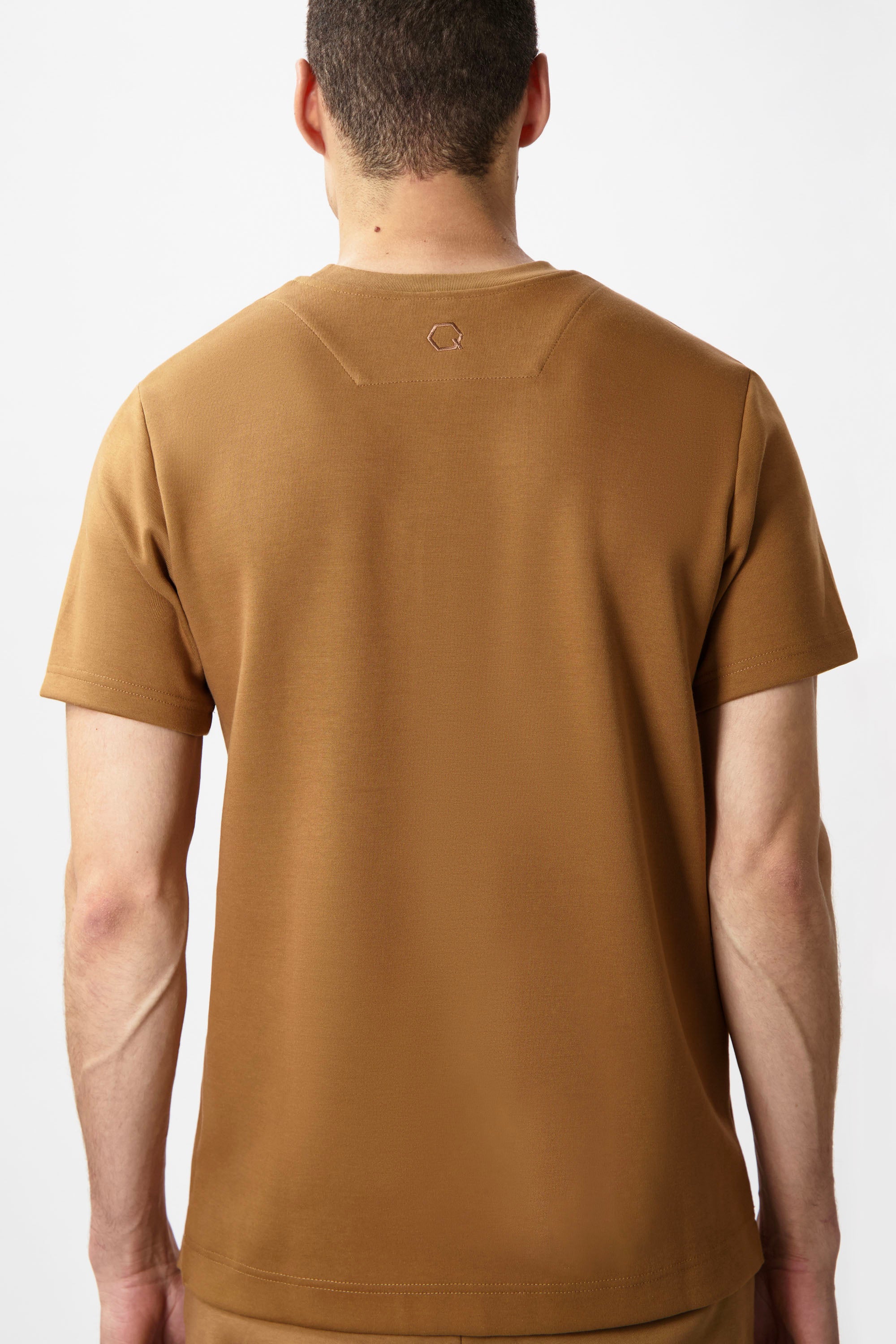 Q-Series Regular Fit Camiseta Toasted Coconut