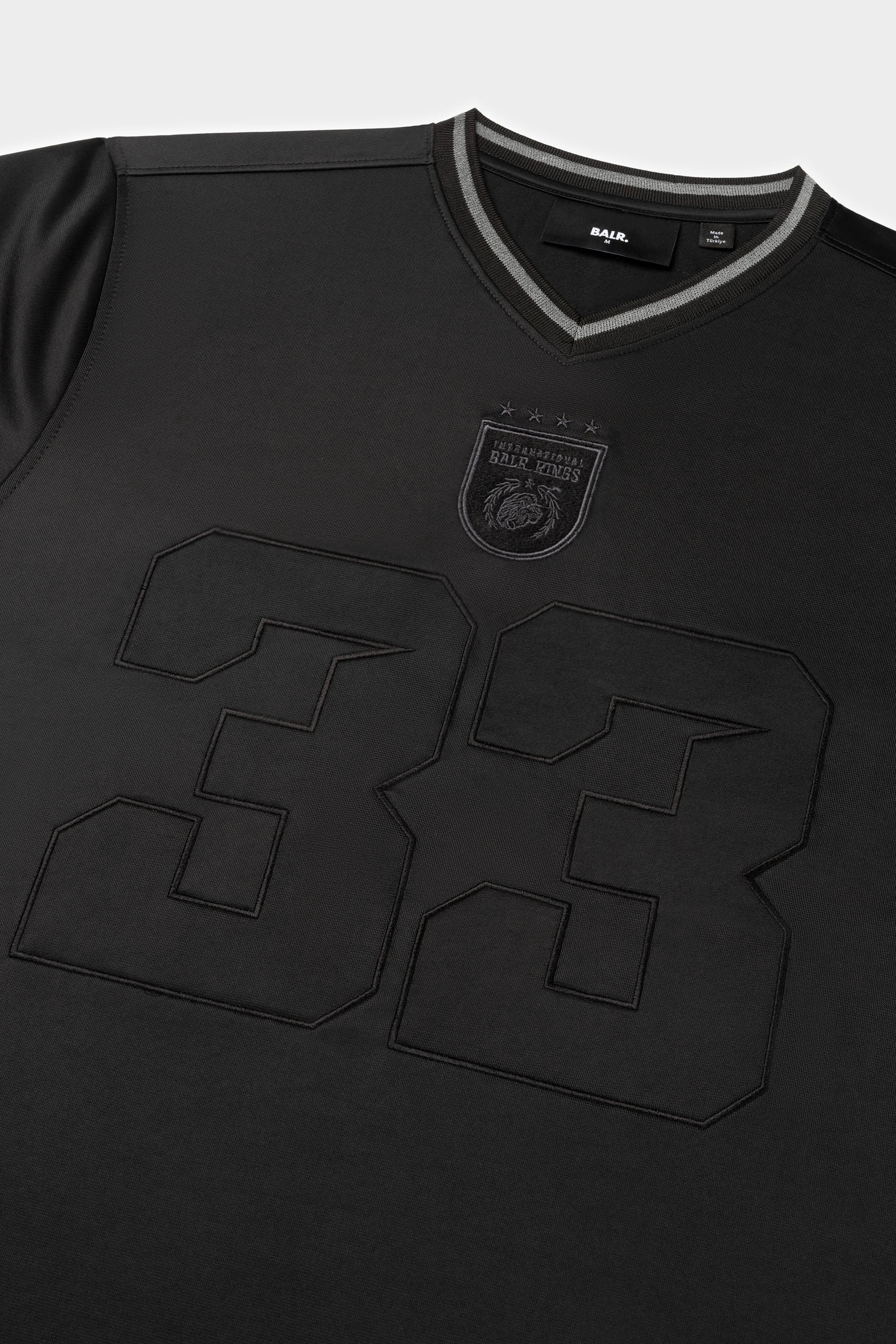 NFL x BALR. Relaxed Football Trikot Jet Black