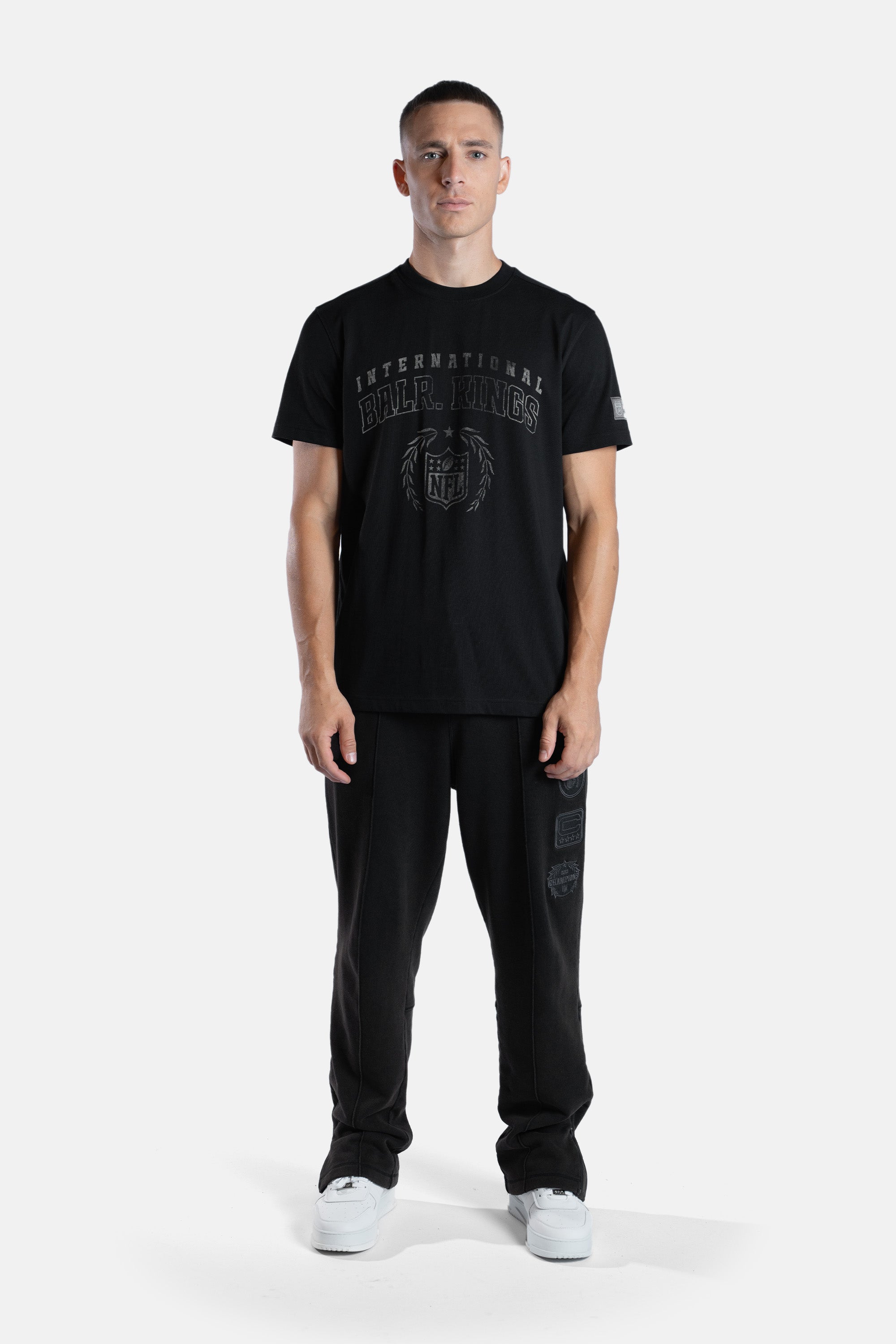 NFL x BALR. T-Shirt Jet Black