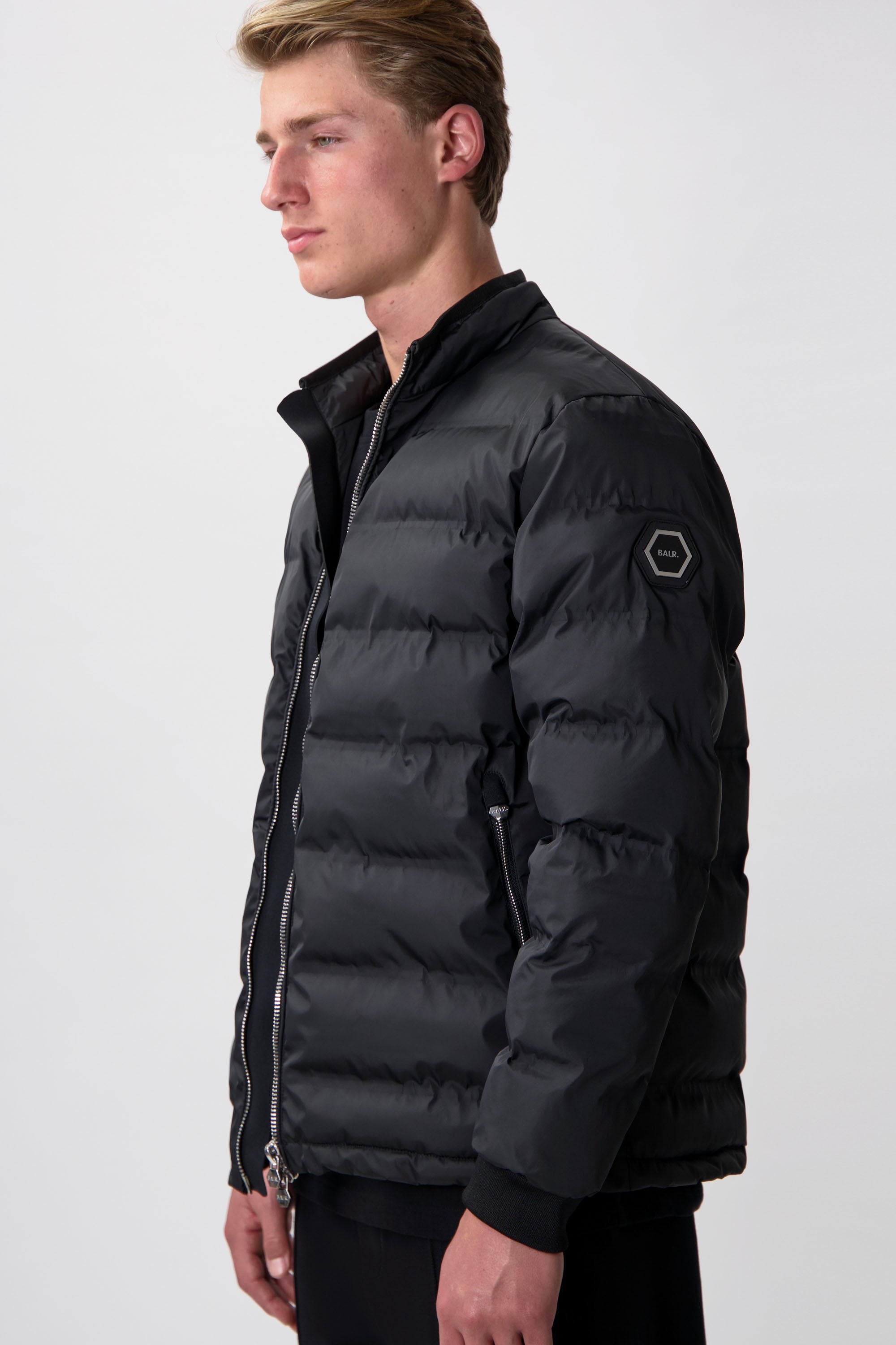 Q-Series Regular Fit Chaqueta Jet Black