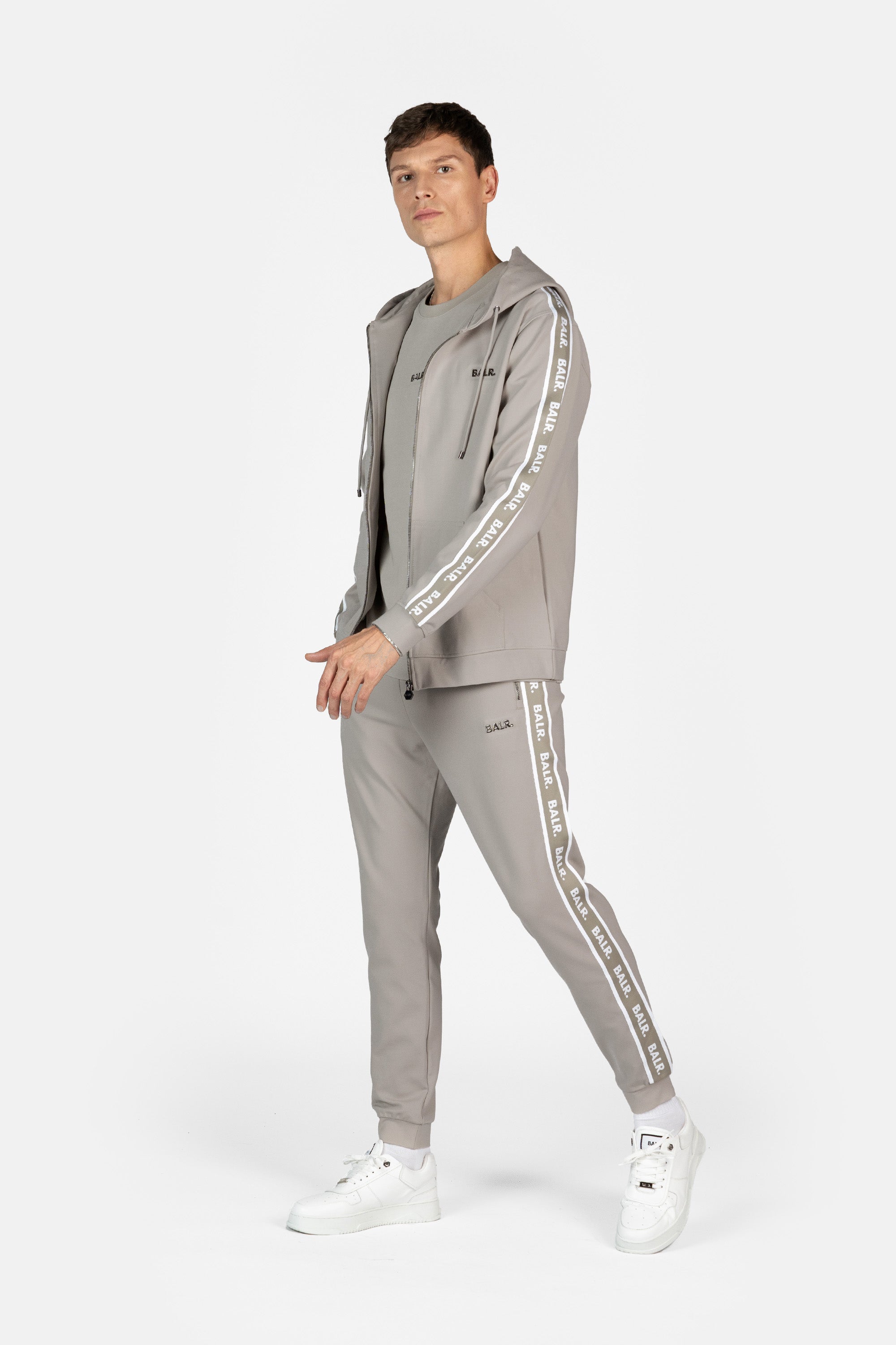 Q Tape Slim Classic Sweatpants Silver Lining BALR