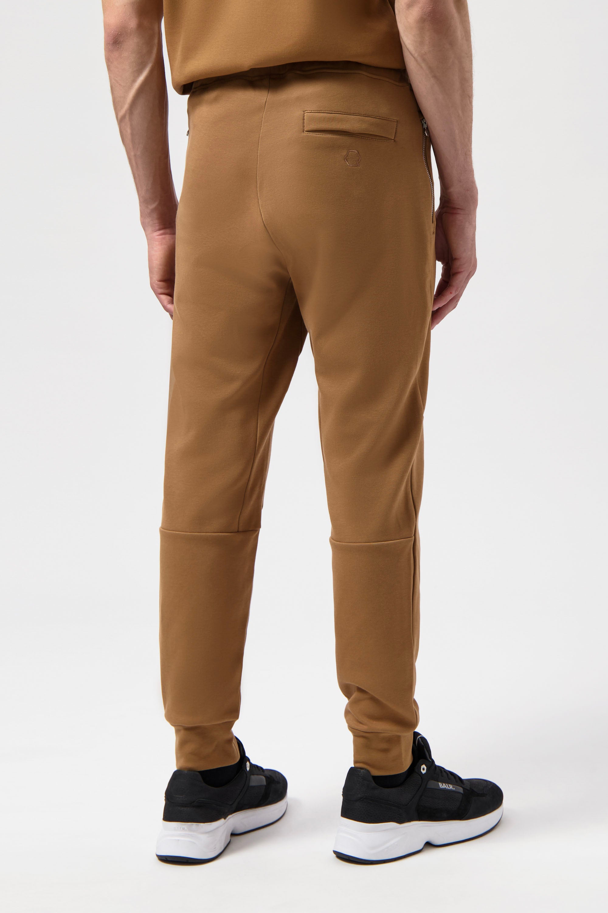 Q-Series Regular Fit Jogger Toasted Coconut