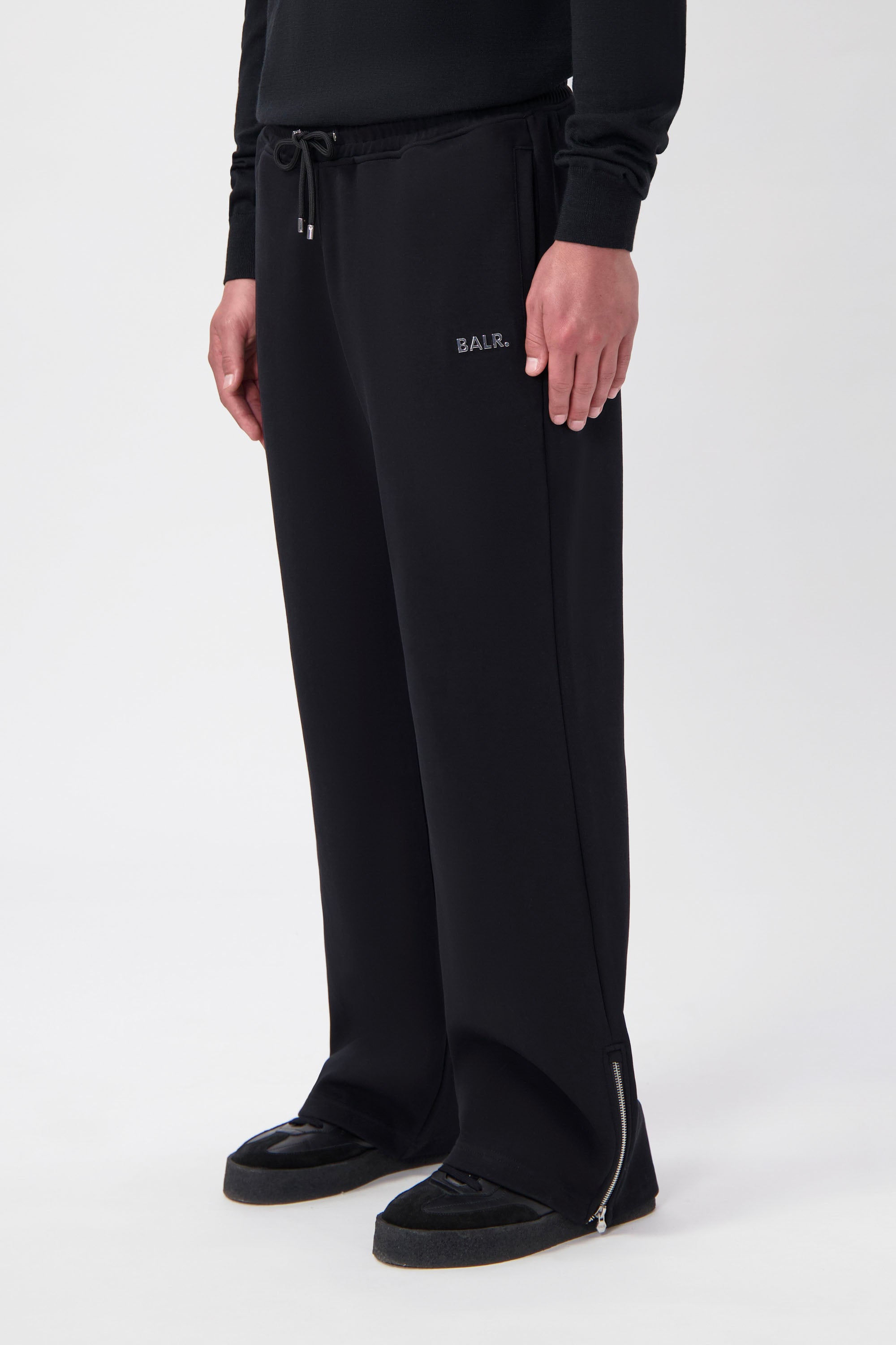 Q-Series Regular Straight Fit Pants Jet Black