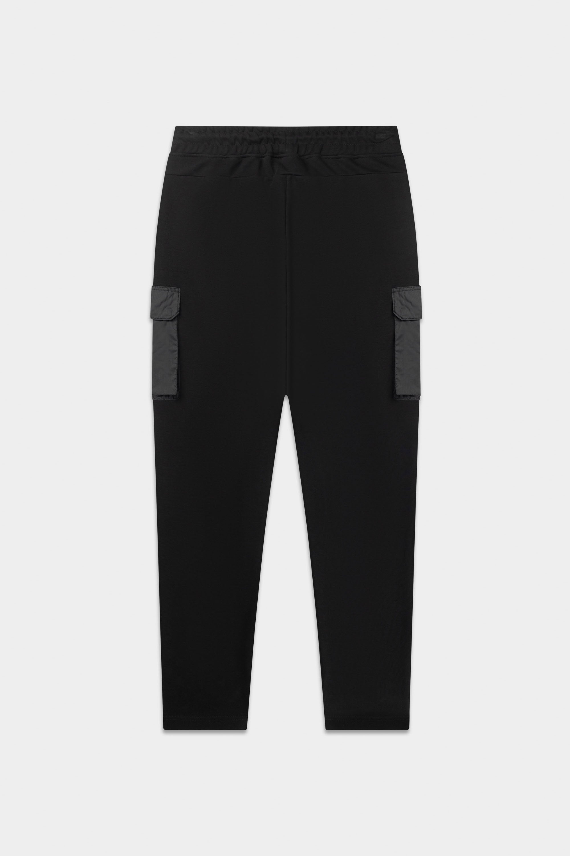 Q-Cargo Regular Fit Persona que practica jogging Jet Black