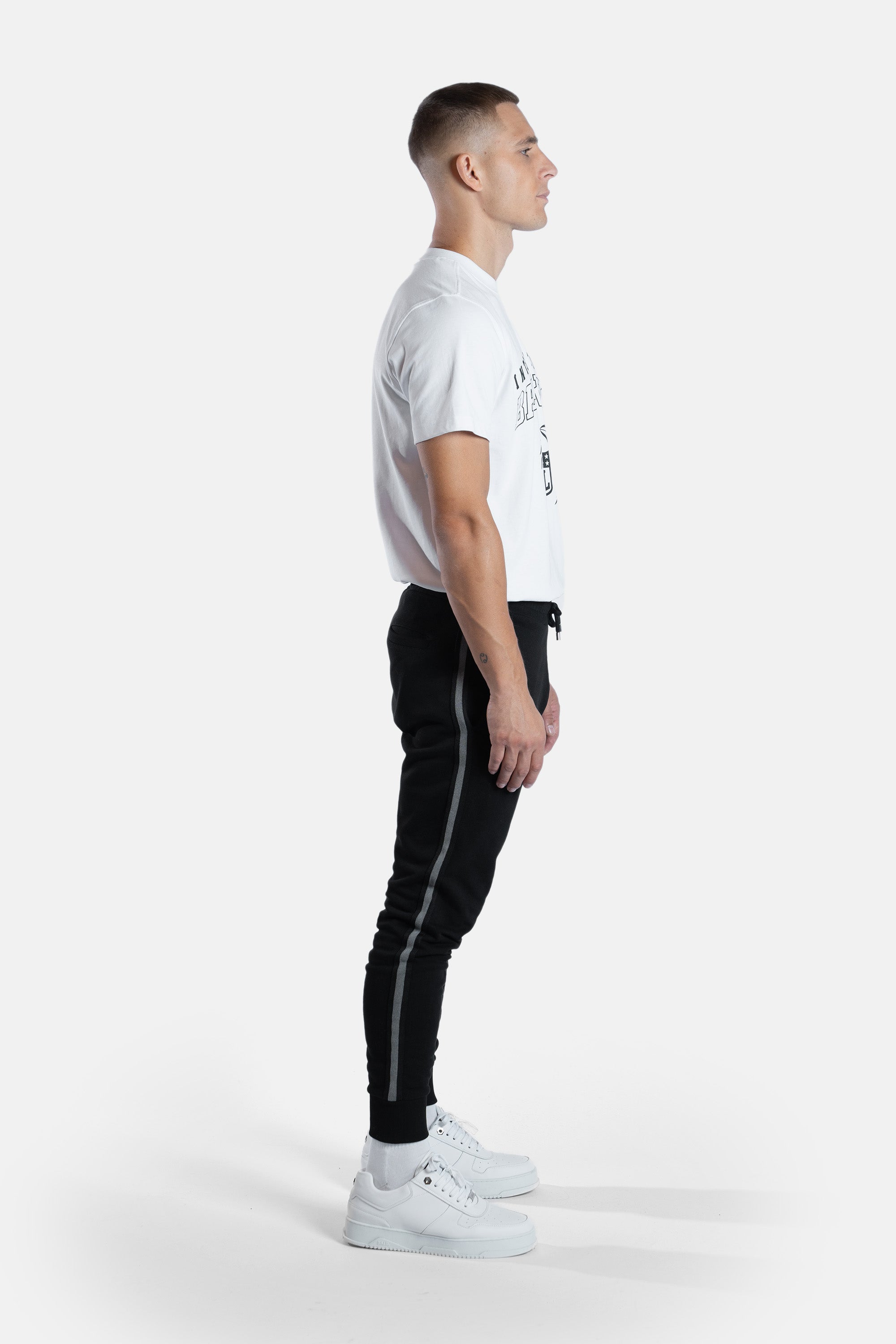 NFL x BALR. Sweatpants Jet Black