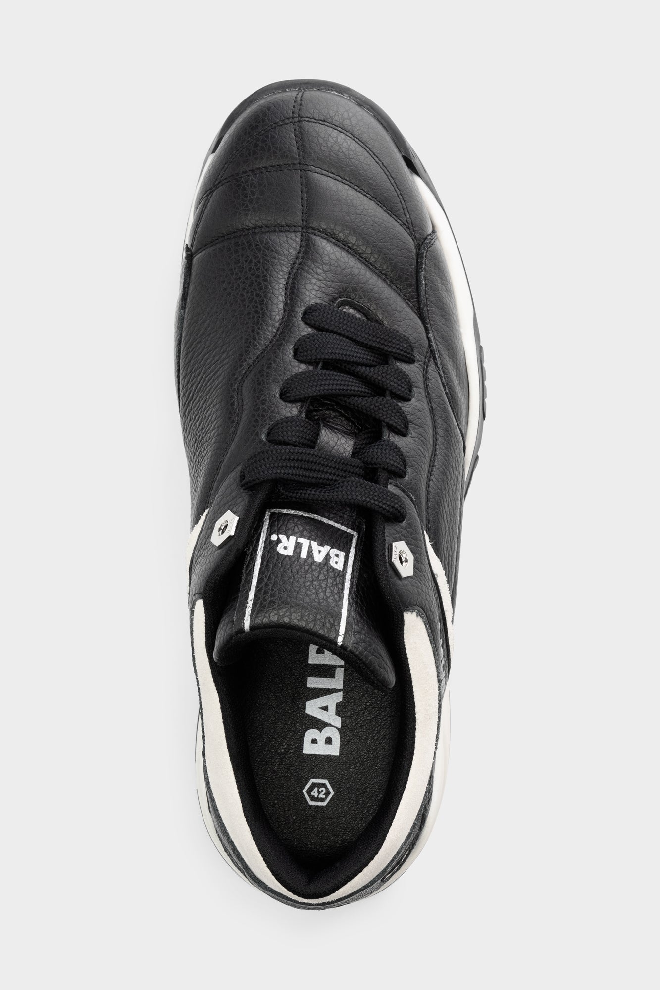 Zapatilla de fútbol grueso negro