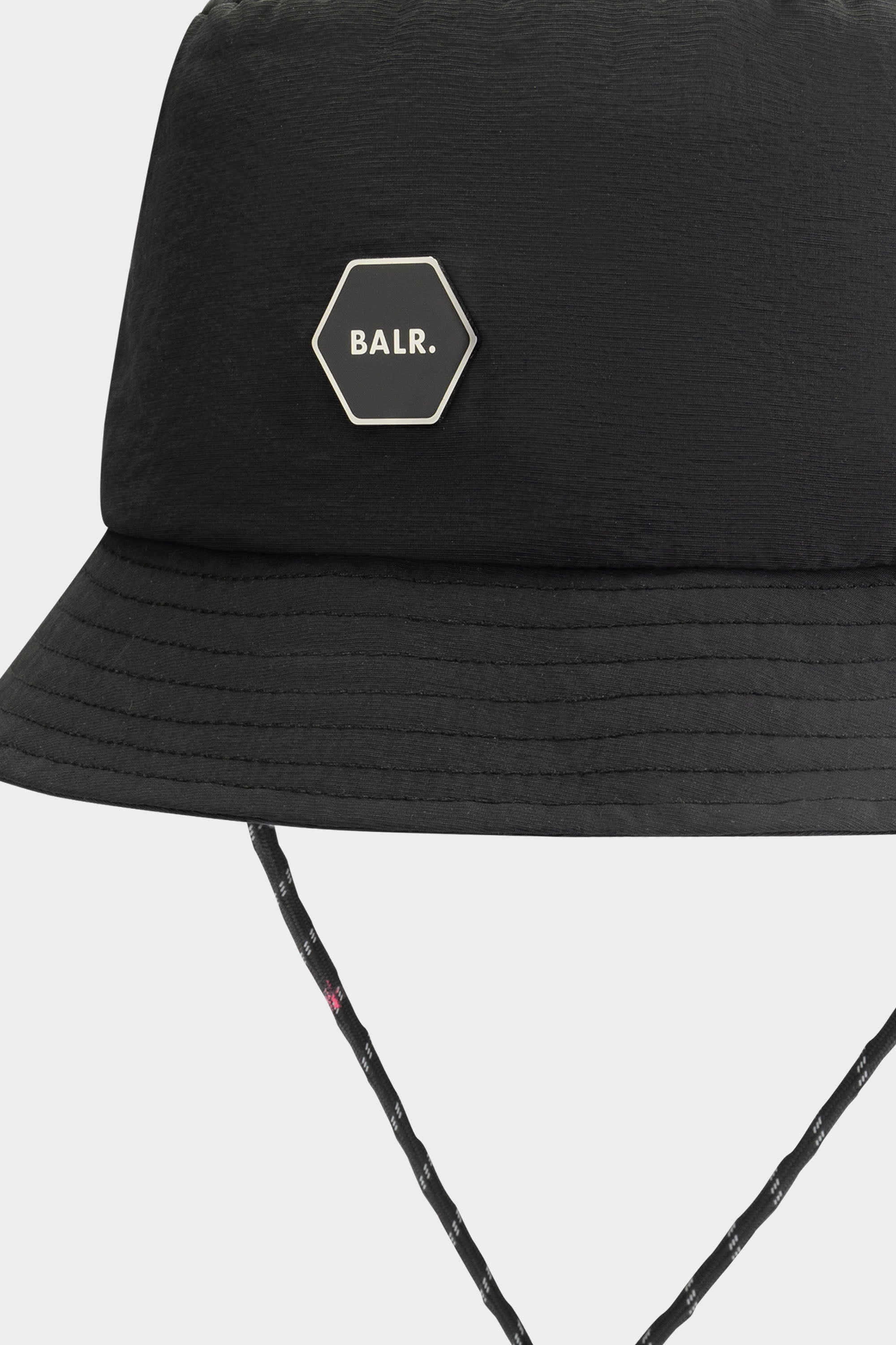 Hexline Insignia Bucket Hat Jet Black