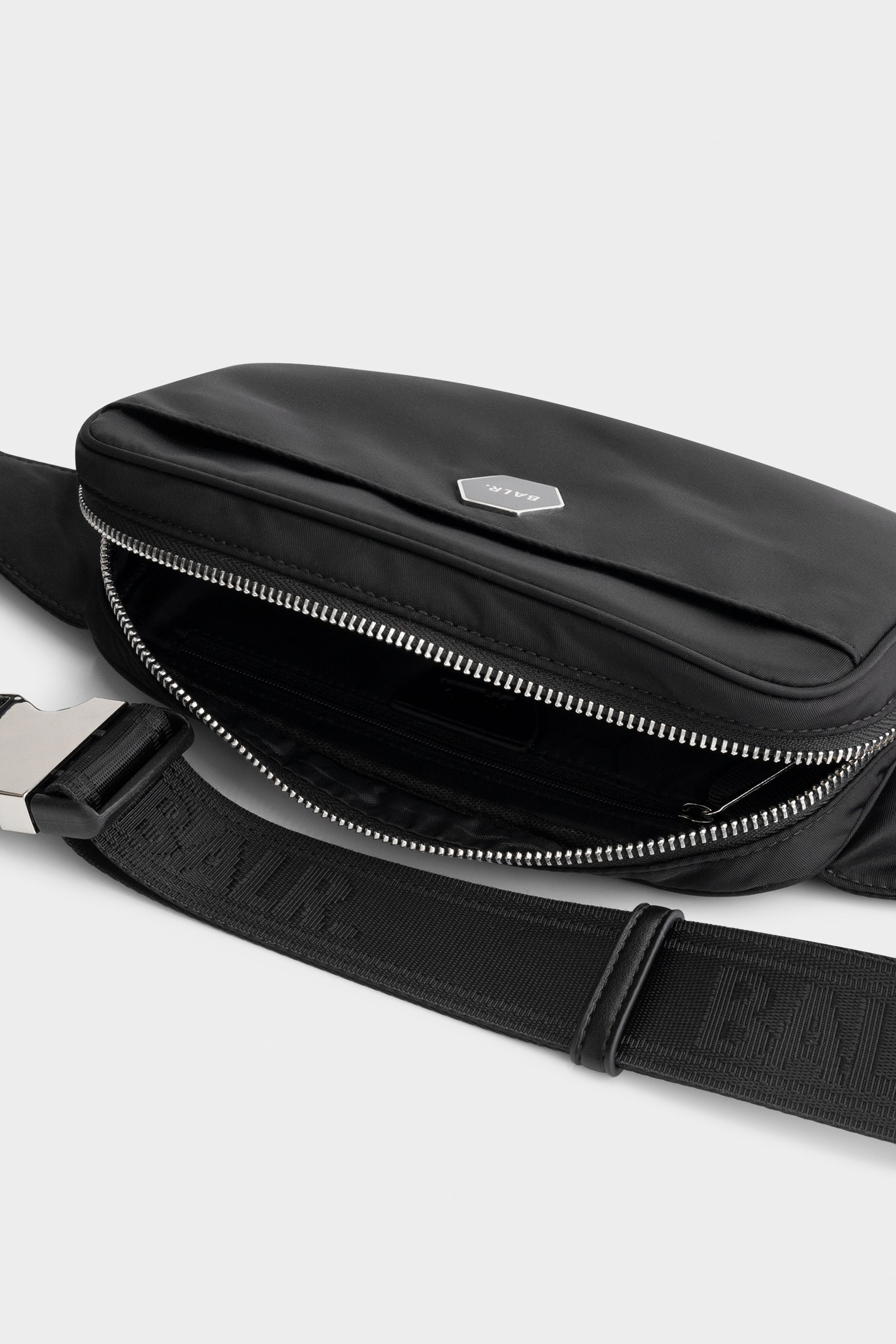 BALR. Classic Waistbag Jet Black