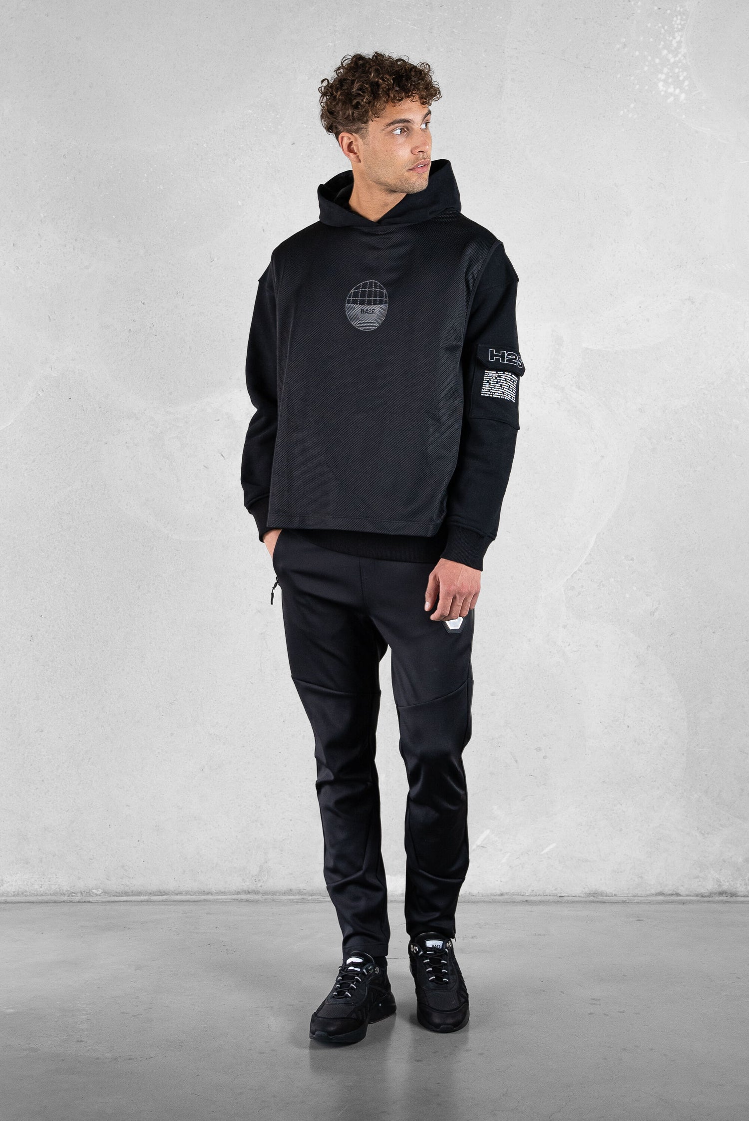 Joey Box Mesh H2S Hoodie Jet Black