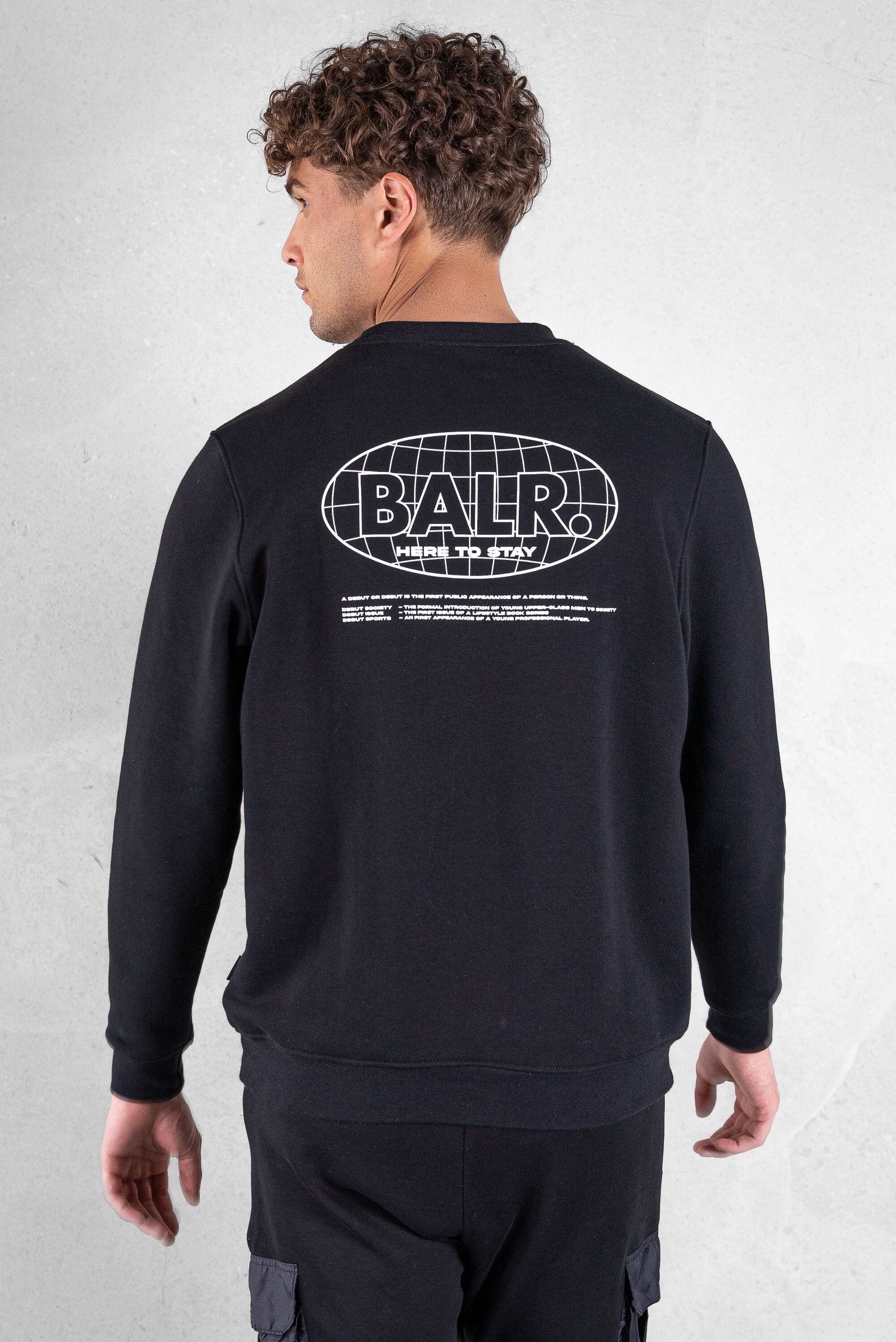 Olaf Straight H2S Globe Crewneck Jet Black