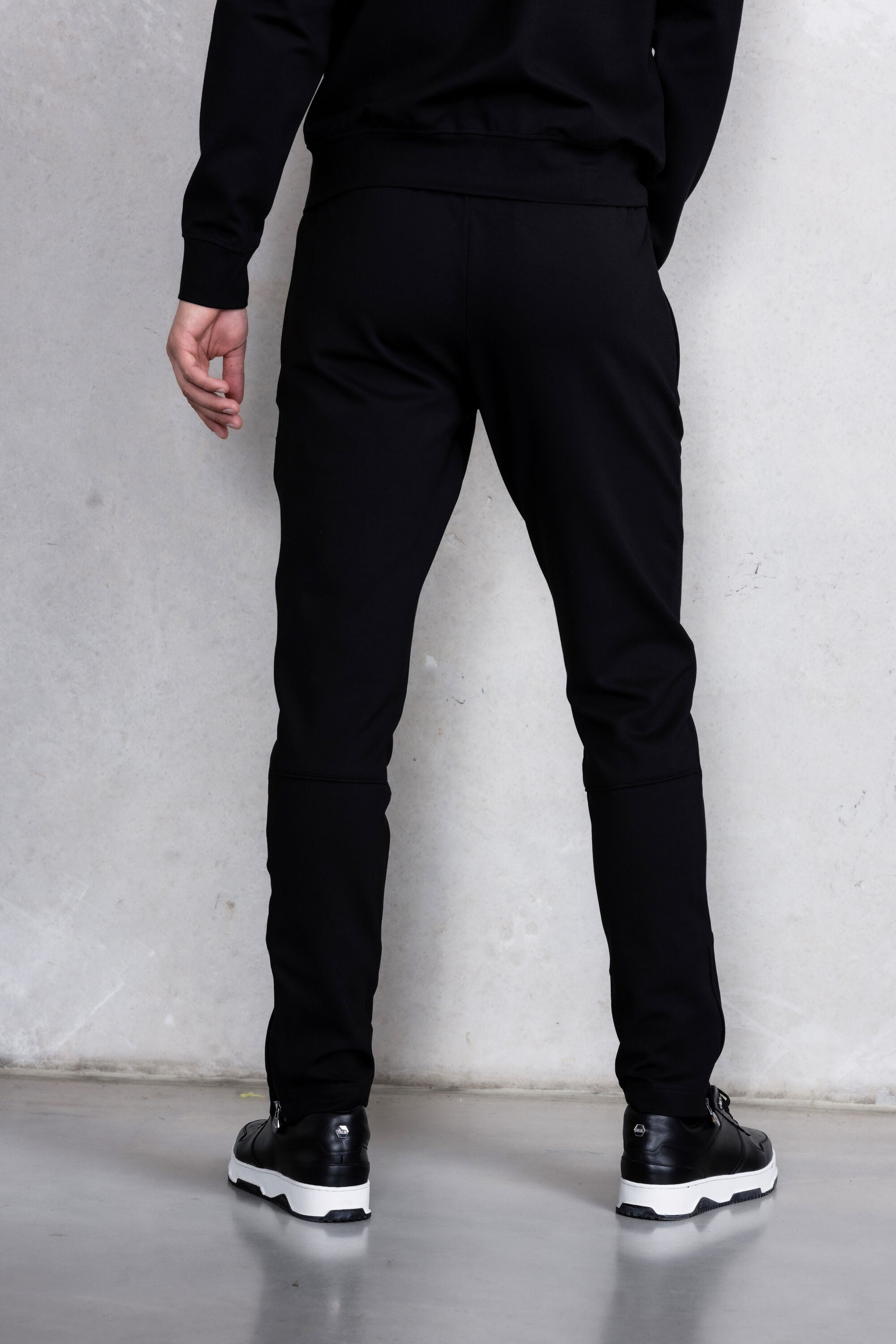 Louis Slim Pantalones de malla de malla Jet Black