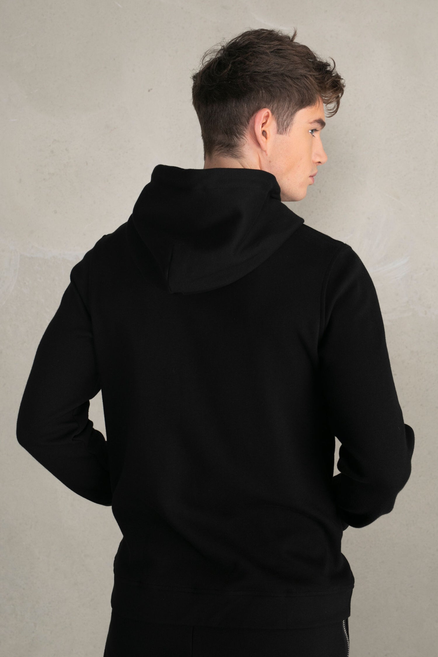 Q-Tape Zip Through Hoodie Jet Black – BALR.