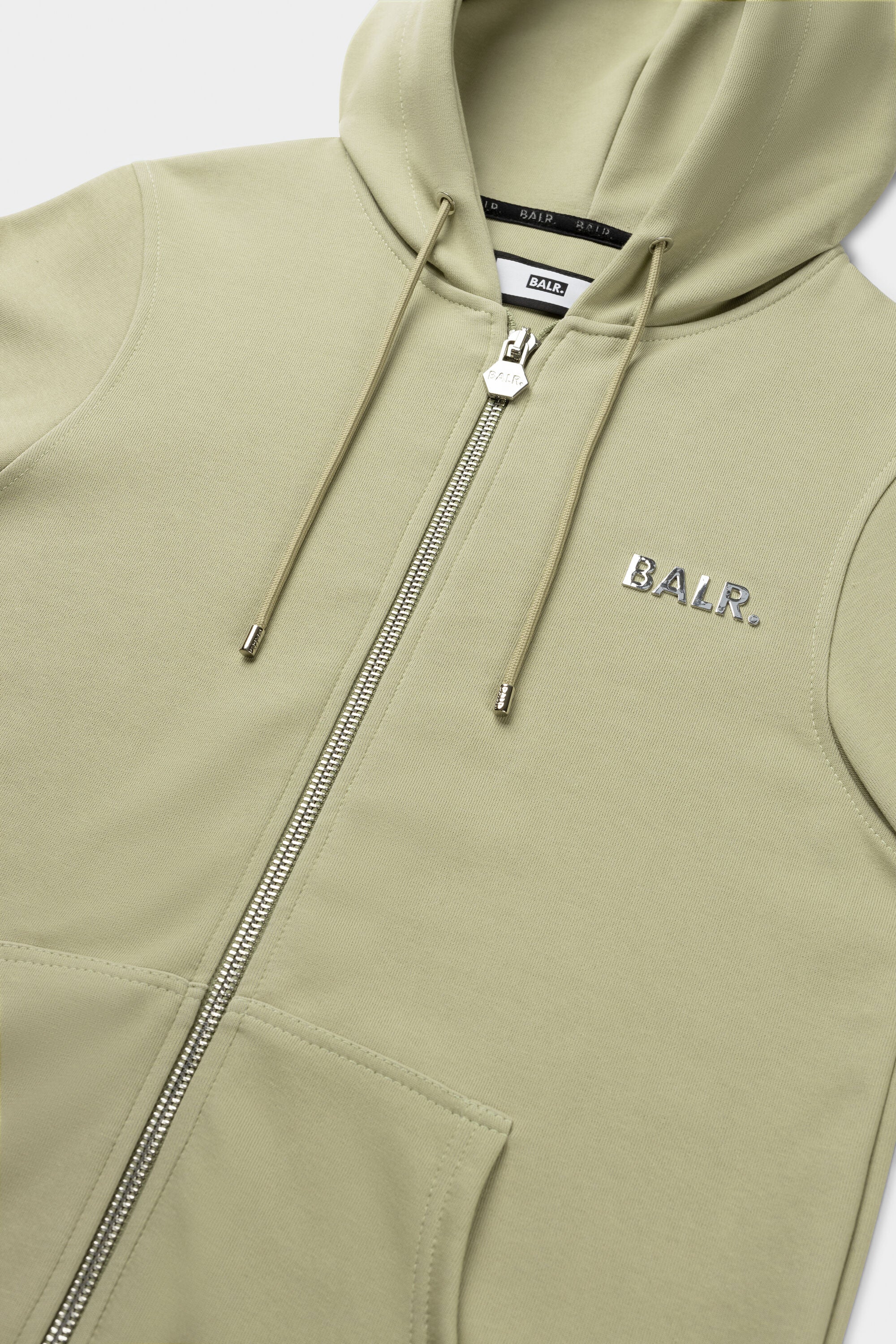 Q-Series Straight Zip Thru Hoodie Elm – BALR.