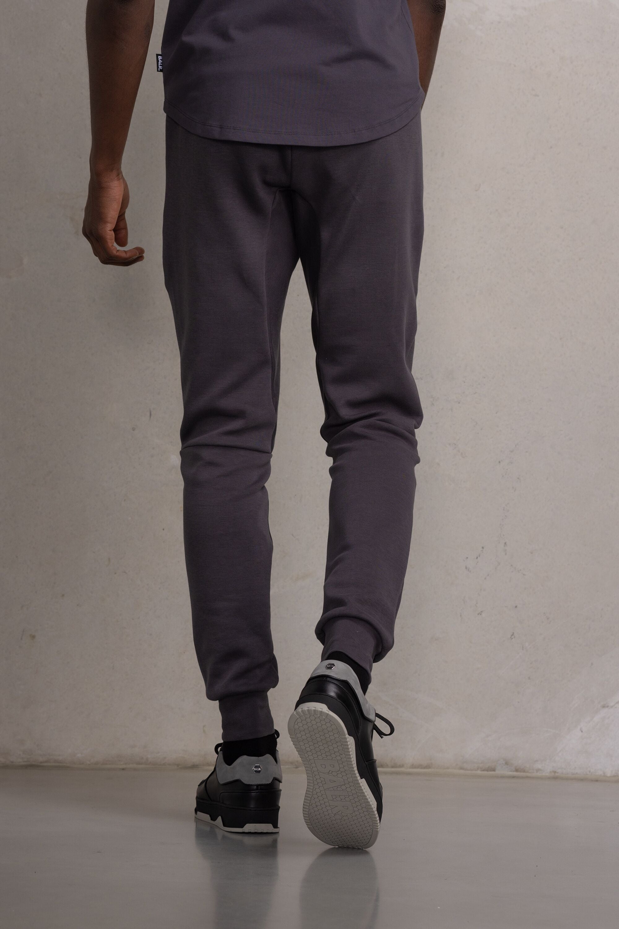 Q-Series Slim Classic Jogginghose Asphalt