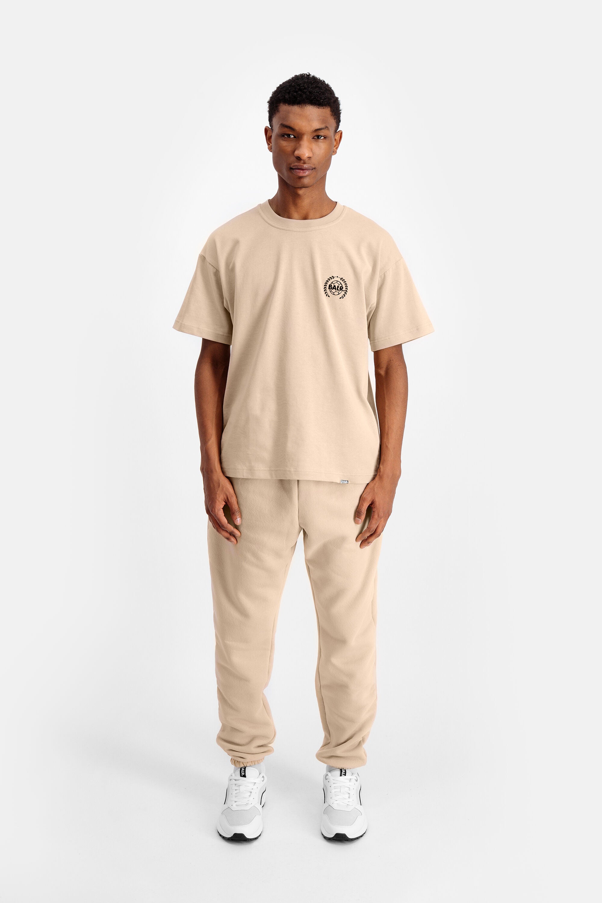 Max Loose Crest Logo Jogger Nougat