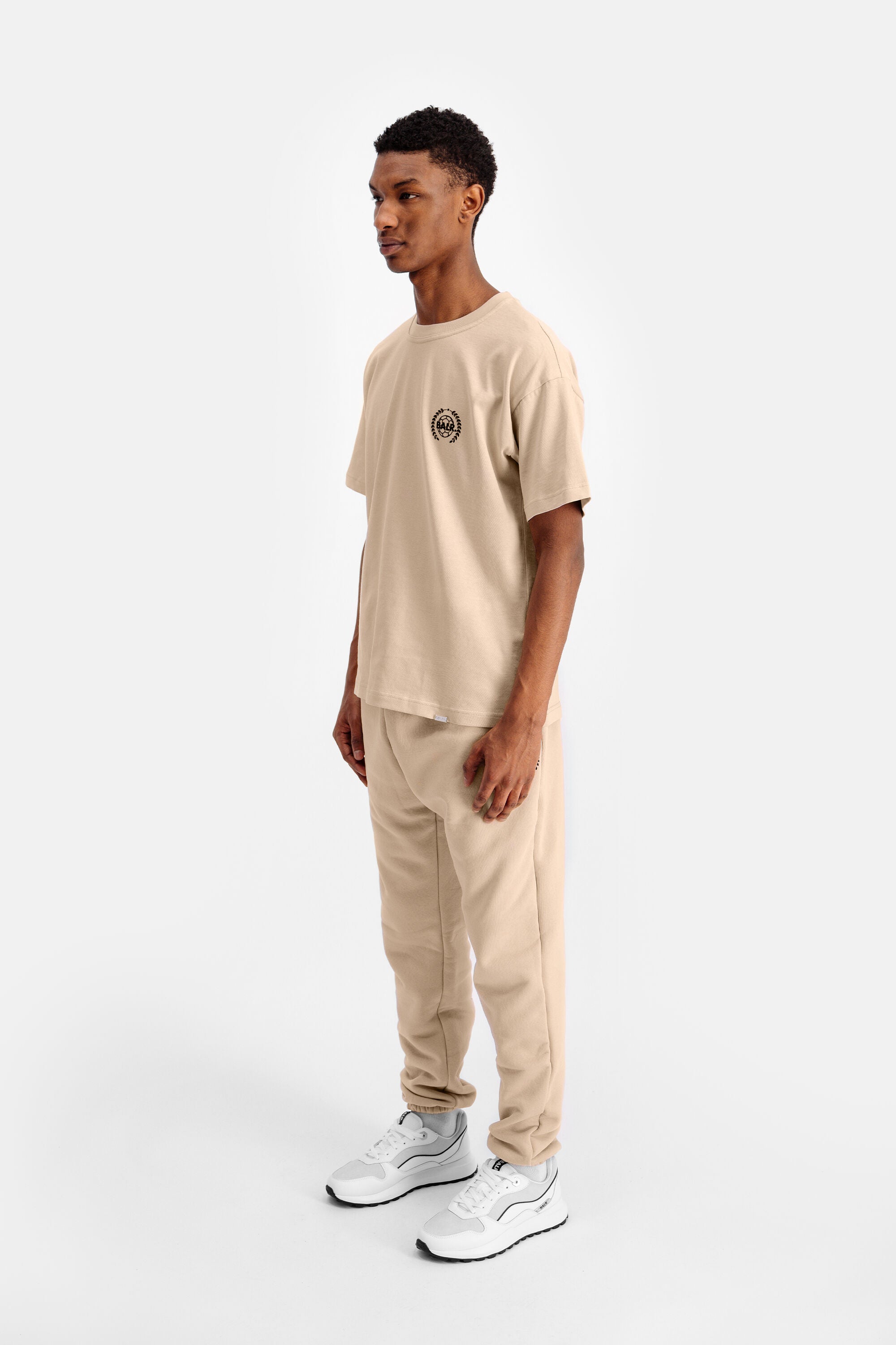 Max Loose Crest Logo Jogger Nougat