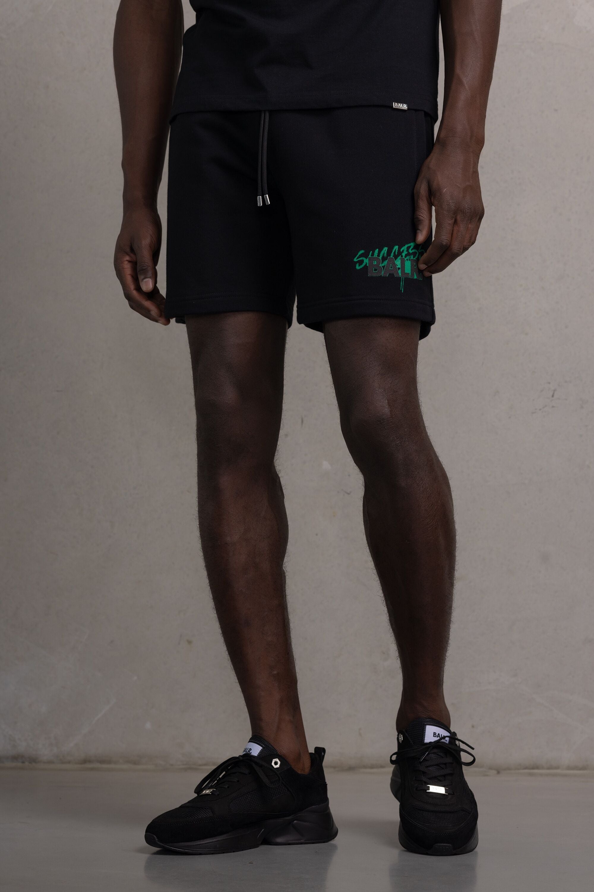 Storm Success Regular Shorts Jet Black